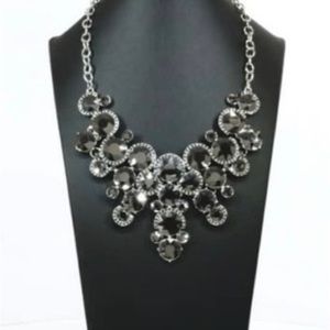 Gorgeous hematite necklace with free matching earrings